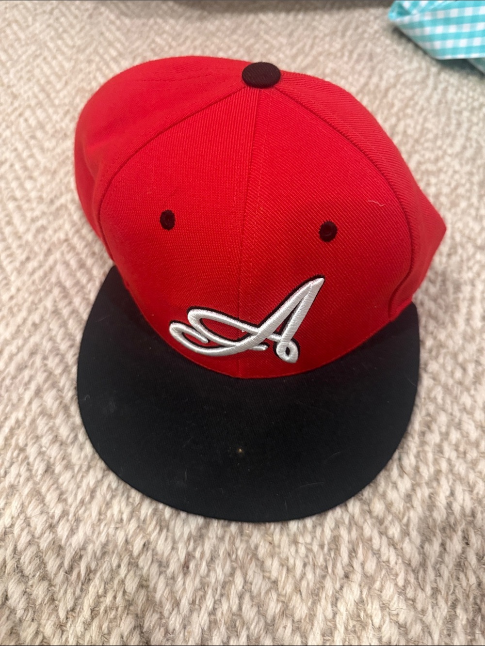 Red and Black Men's Snapback Hat with Embroidered 'A' Accent